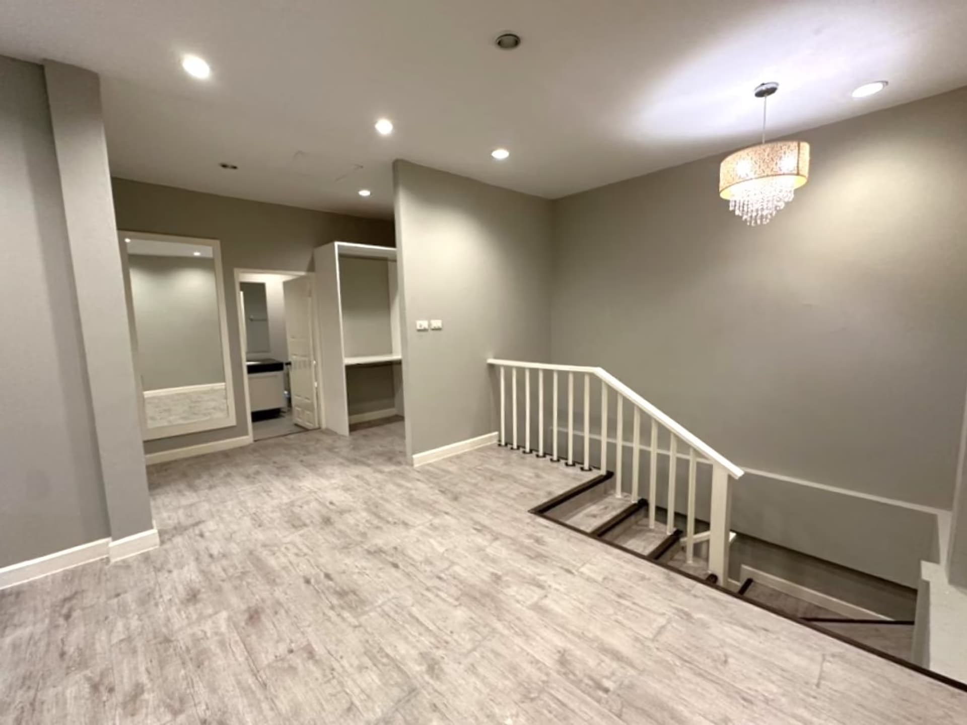 2 Bed House for Rent in Watthana - Image 8