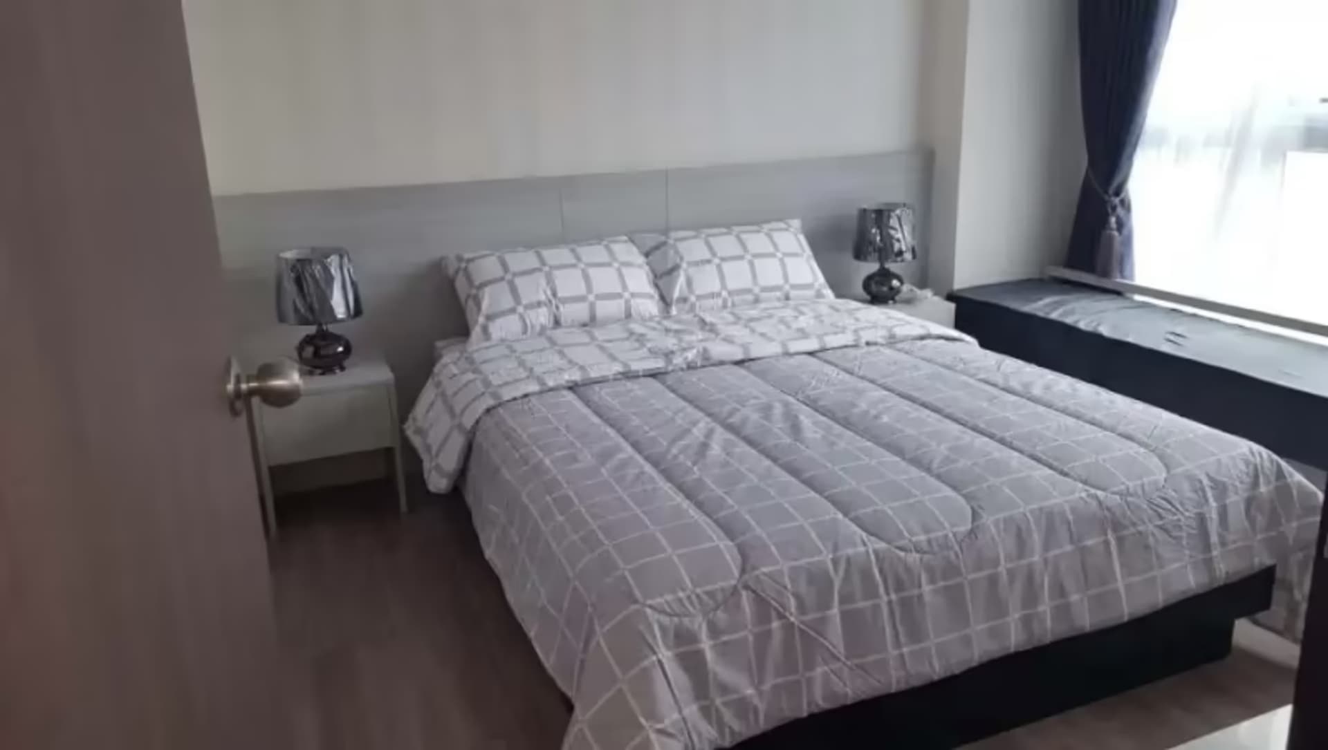 1 Bedroom Condo - Image 4