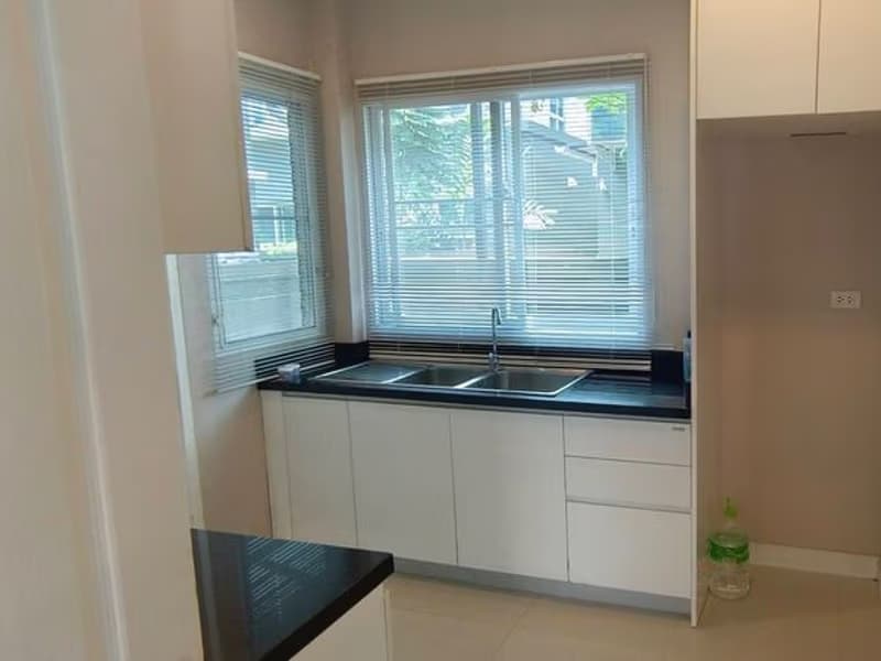 3 Bed House for Rent and Sale in Bang Phli