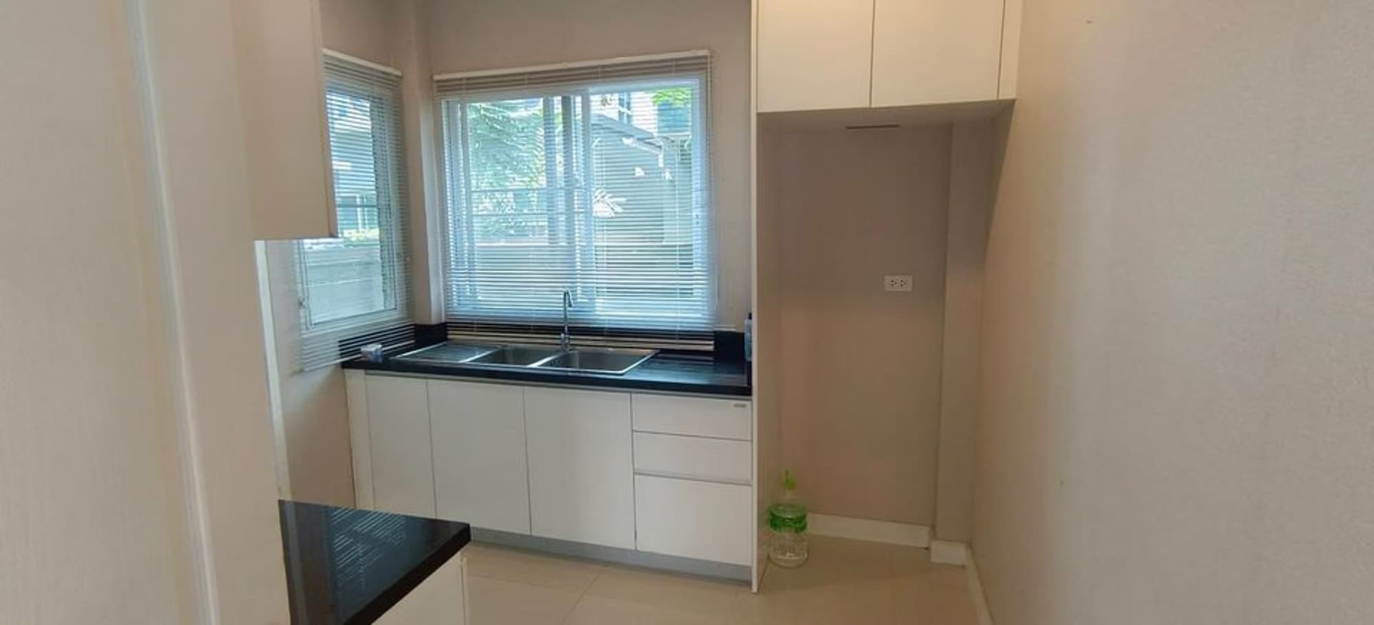 3 Bed House for Rent and Sale in Bang Phli - Image 33