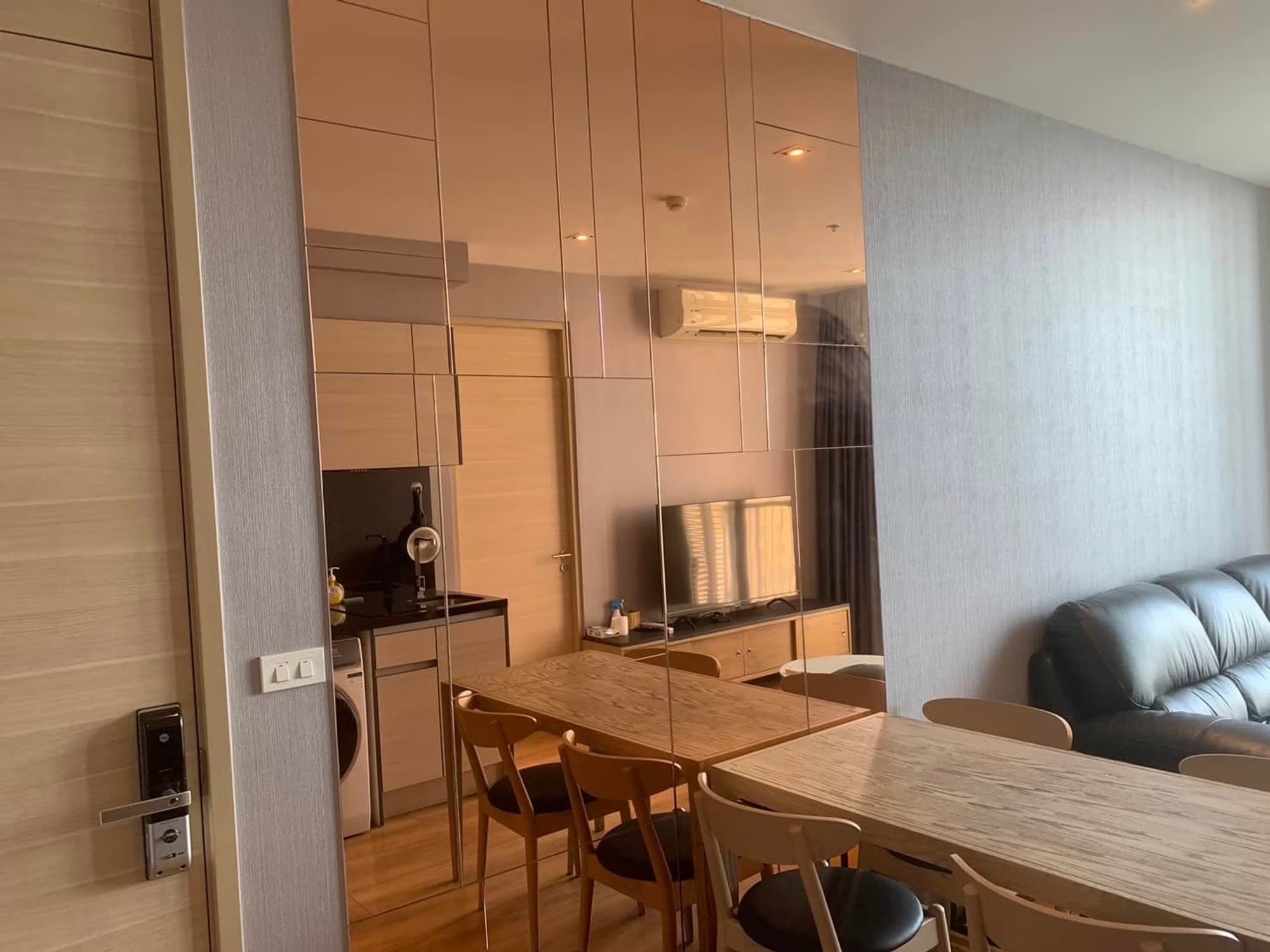 2 Bed Condo for Sale in Khlong Toei - Image 7