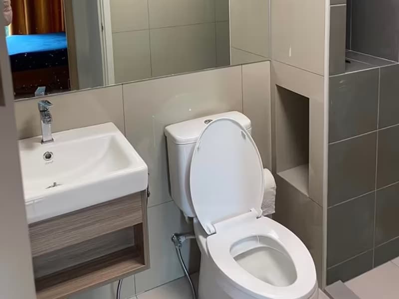 Studio for Rent in Phra Khanong