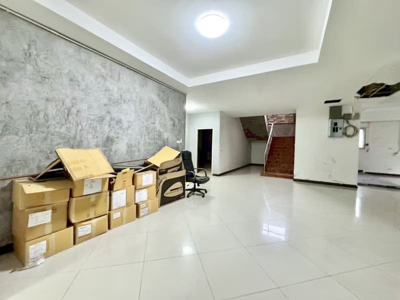 5 Bed House for Sale in Mueang Chiang Mai District
