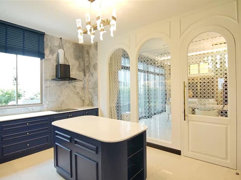 5 Bed House for Rent and Sale in Prawet