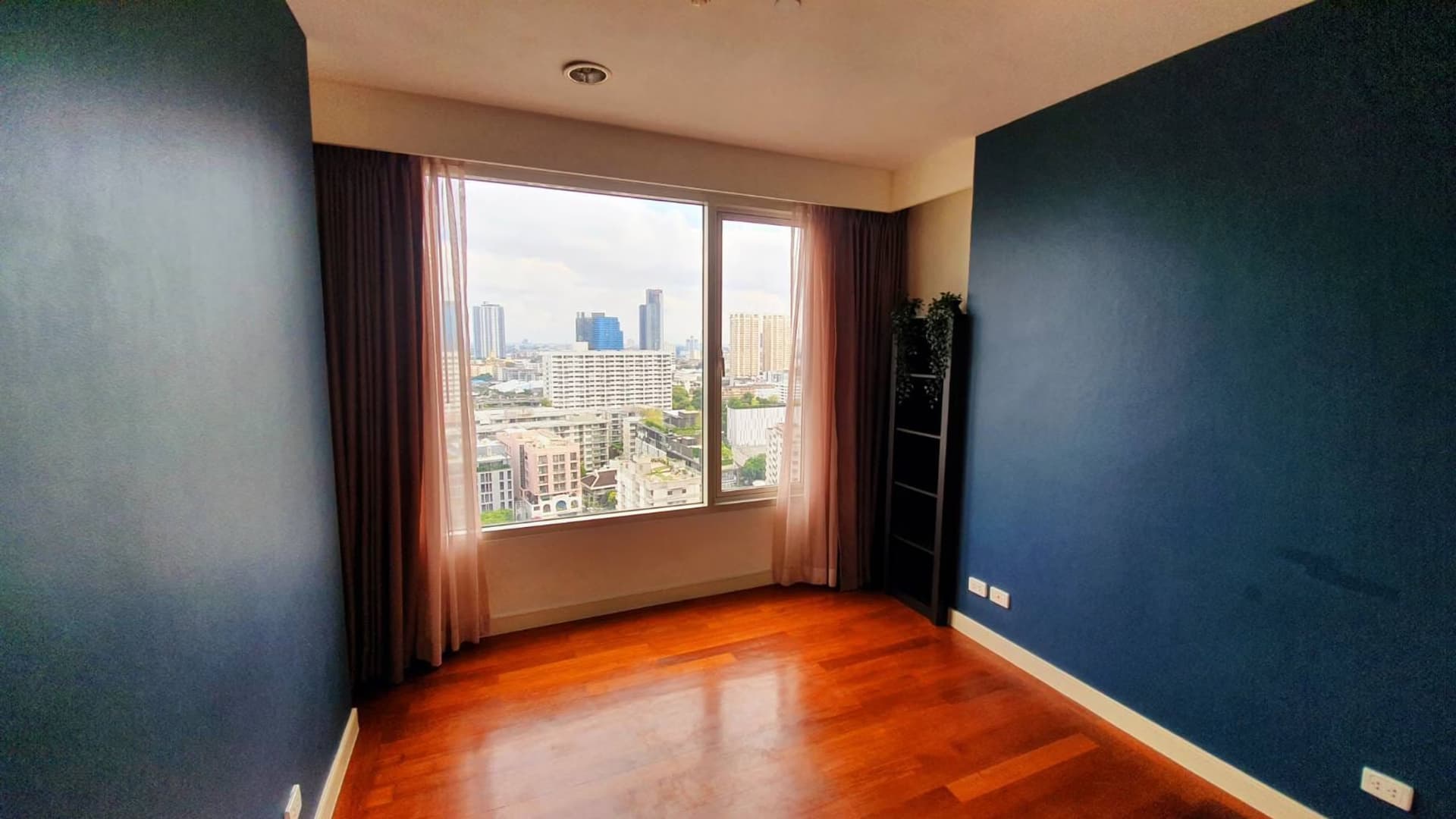 Condo for Rent at Hampton - Image 9