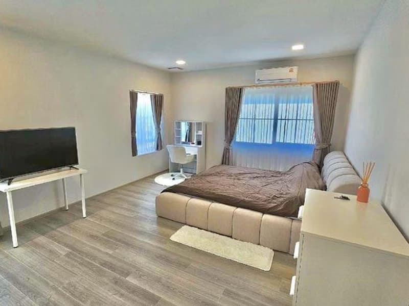 3 Bed House for Rent in Bang Phli