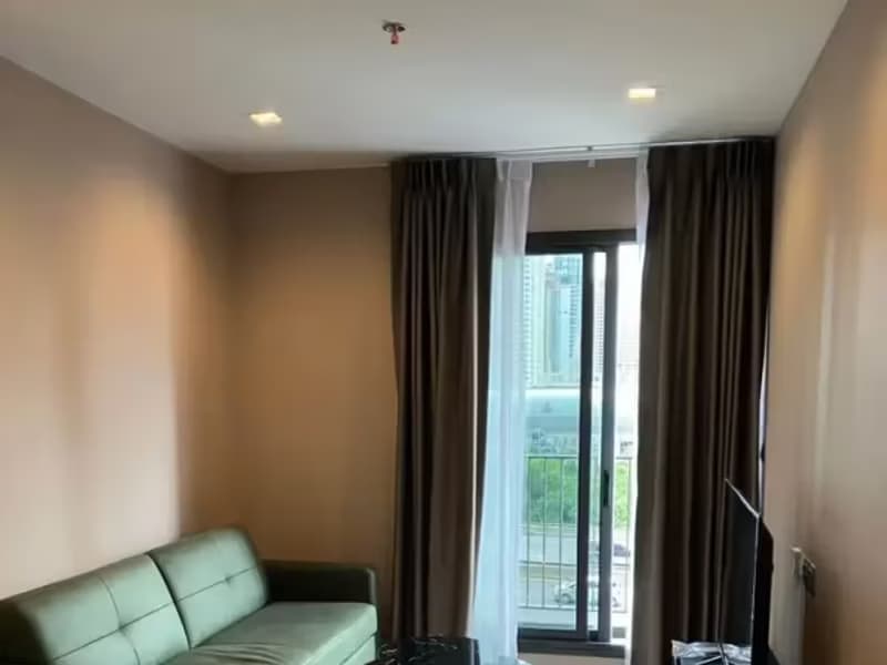 Condo for Rent at Life Asoke Hype