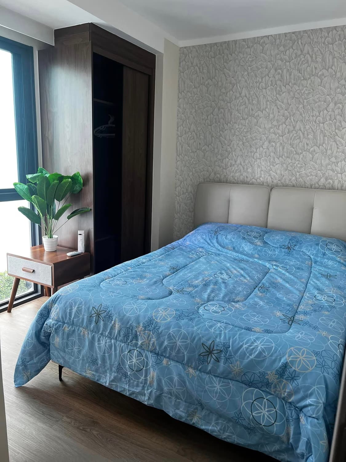 2 Bed Condo for Rent in San Sai - Image 6