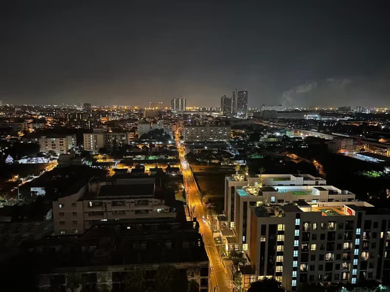 1 Bedroom Condo