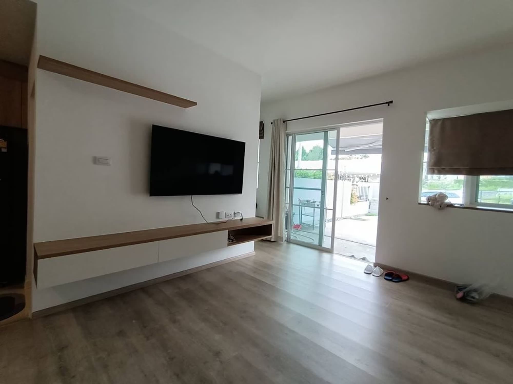 3 Bed Townhouse for Rent in Prawet - Image 2