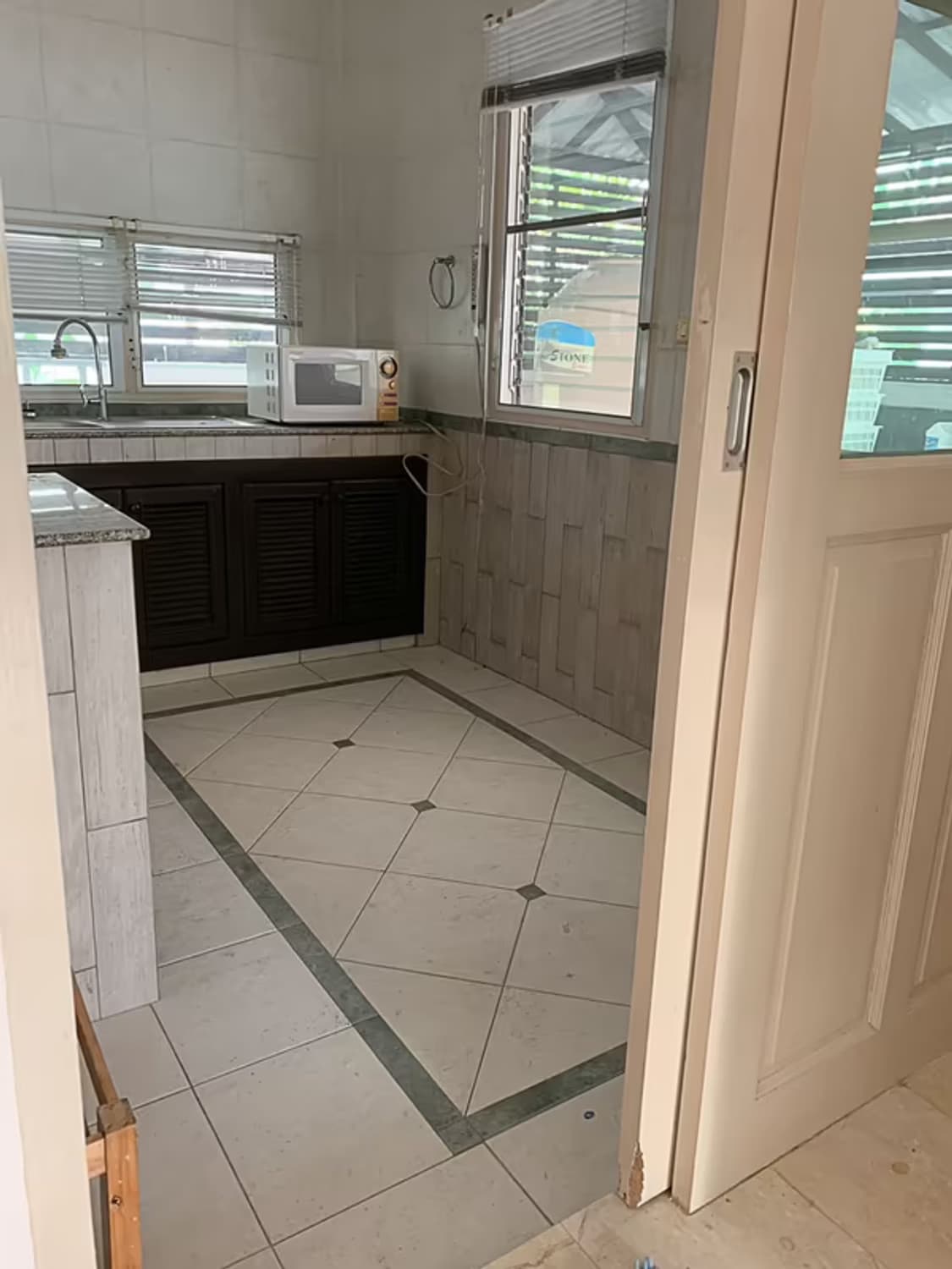 3 Bedroom House - Image 15