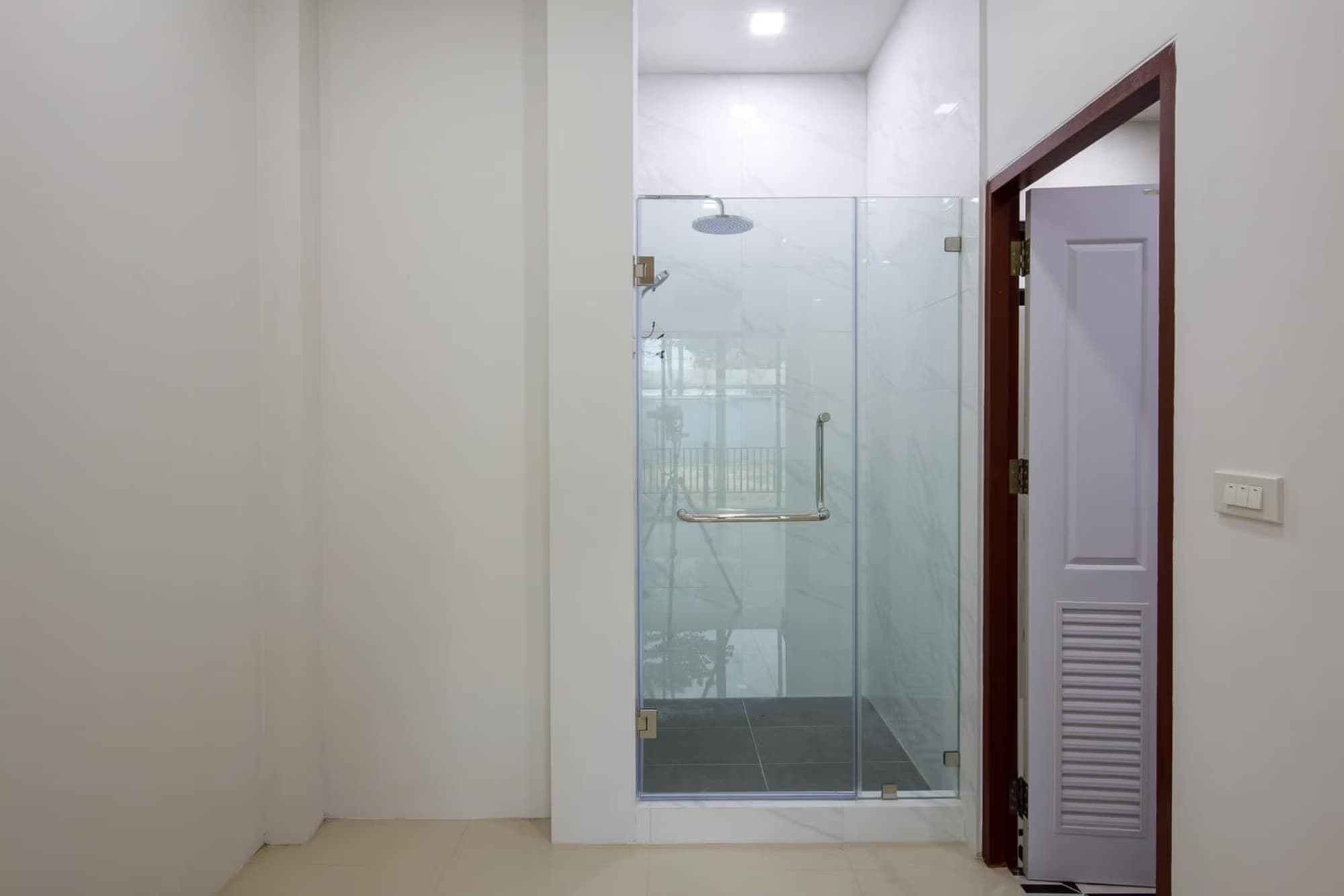 3 Bed House for Rent and Sale in San Kamphaeng - Image 9