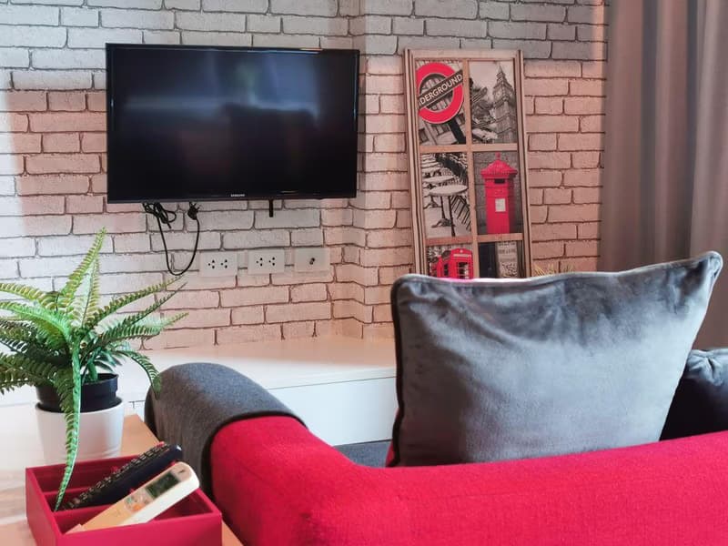 1 Bedroom Condo