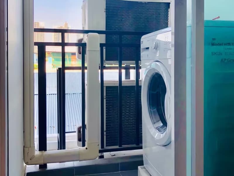 1 Bedroom Condo