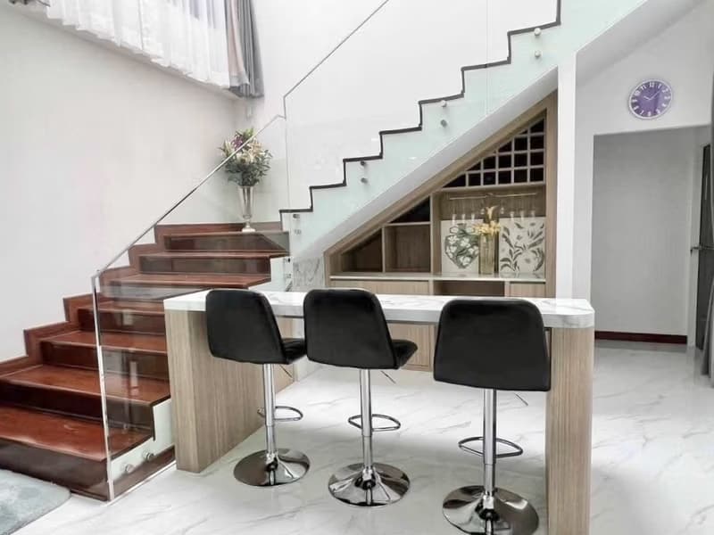 4 Bed House for Rent and Sale in Hang Dong District