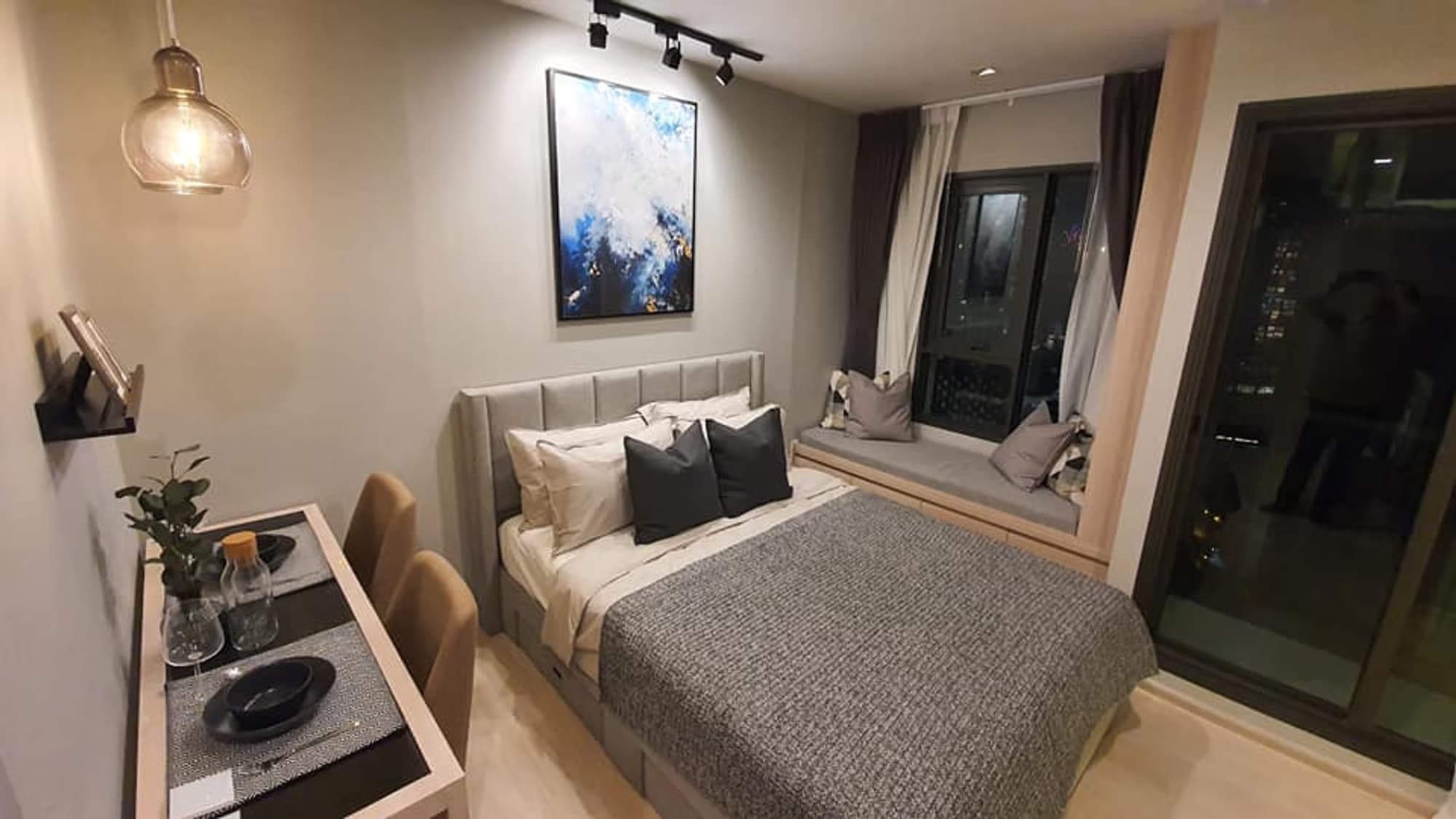 Condo for Rent at Life One Wireless - Image 18