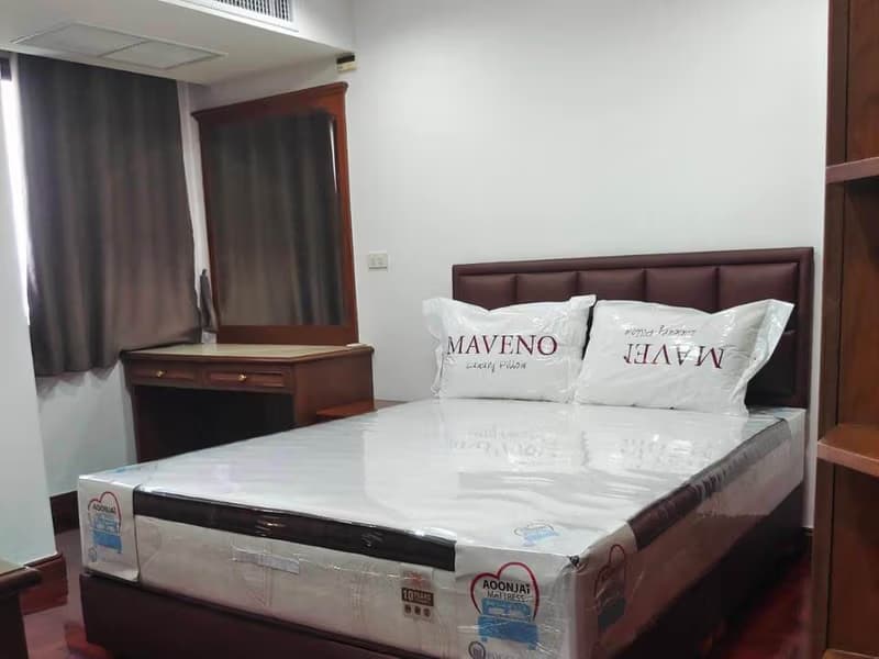 Condo for Rent at Flora Ville