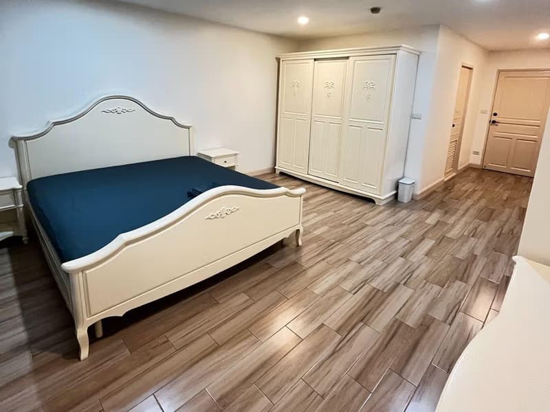 2 Bed Condo for Rent in Watthana