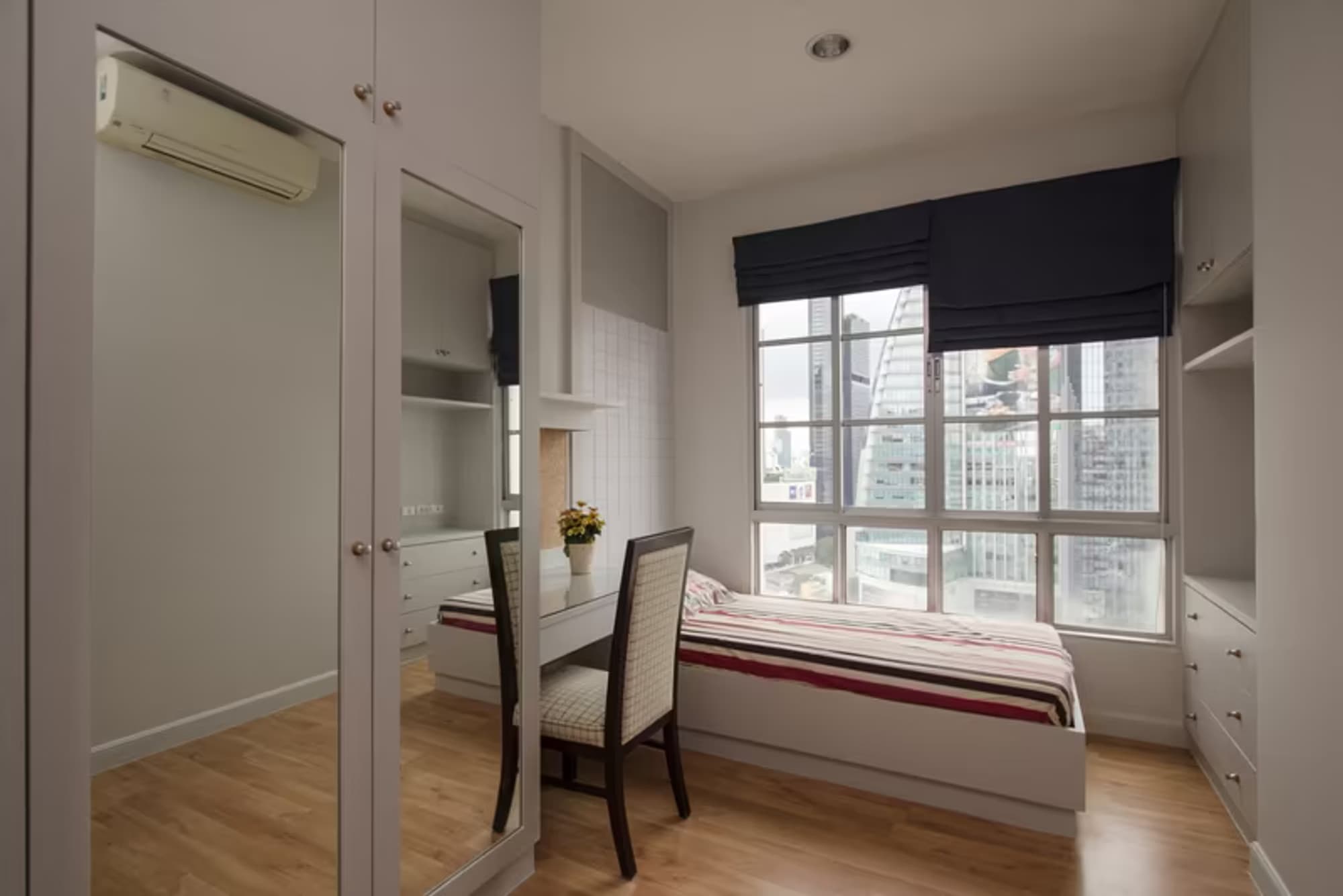 3 Bedroom Condo - Image 9