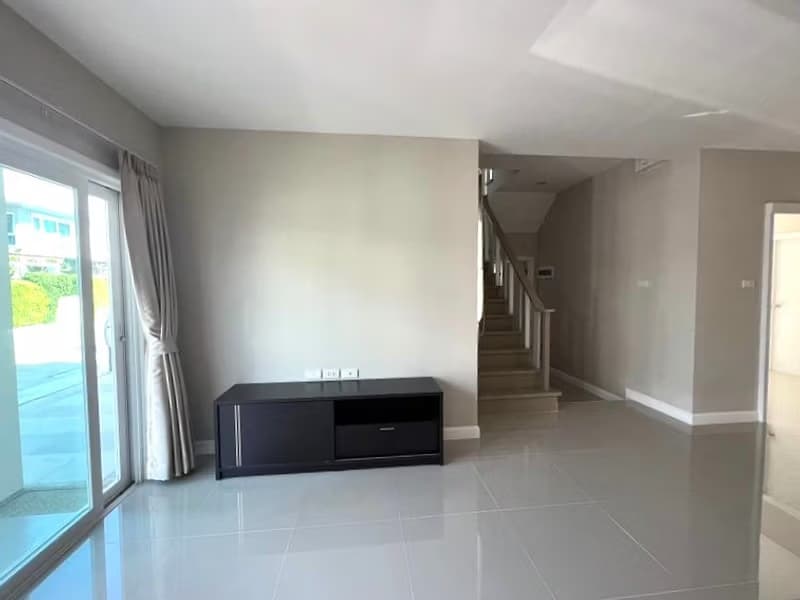 3 Bed House for Rent in Mueang Chiang Mai