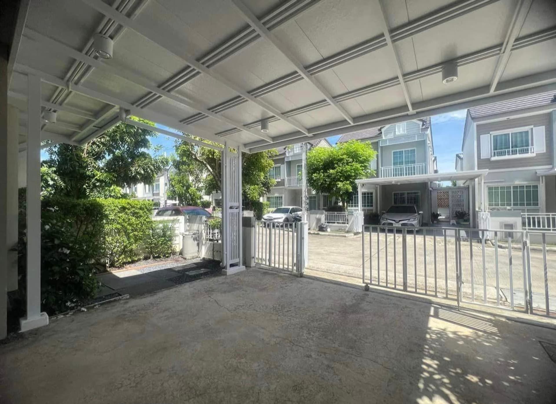 3 卧室 别墅 用于 出租和出售 在 Bang Phli - Image 12