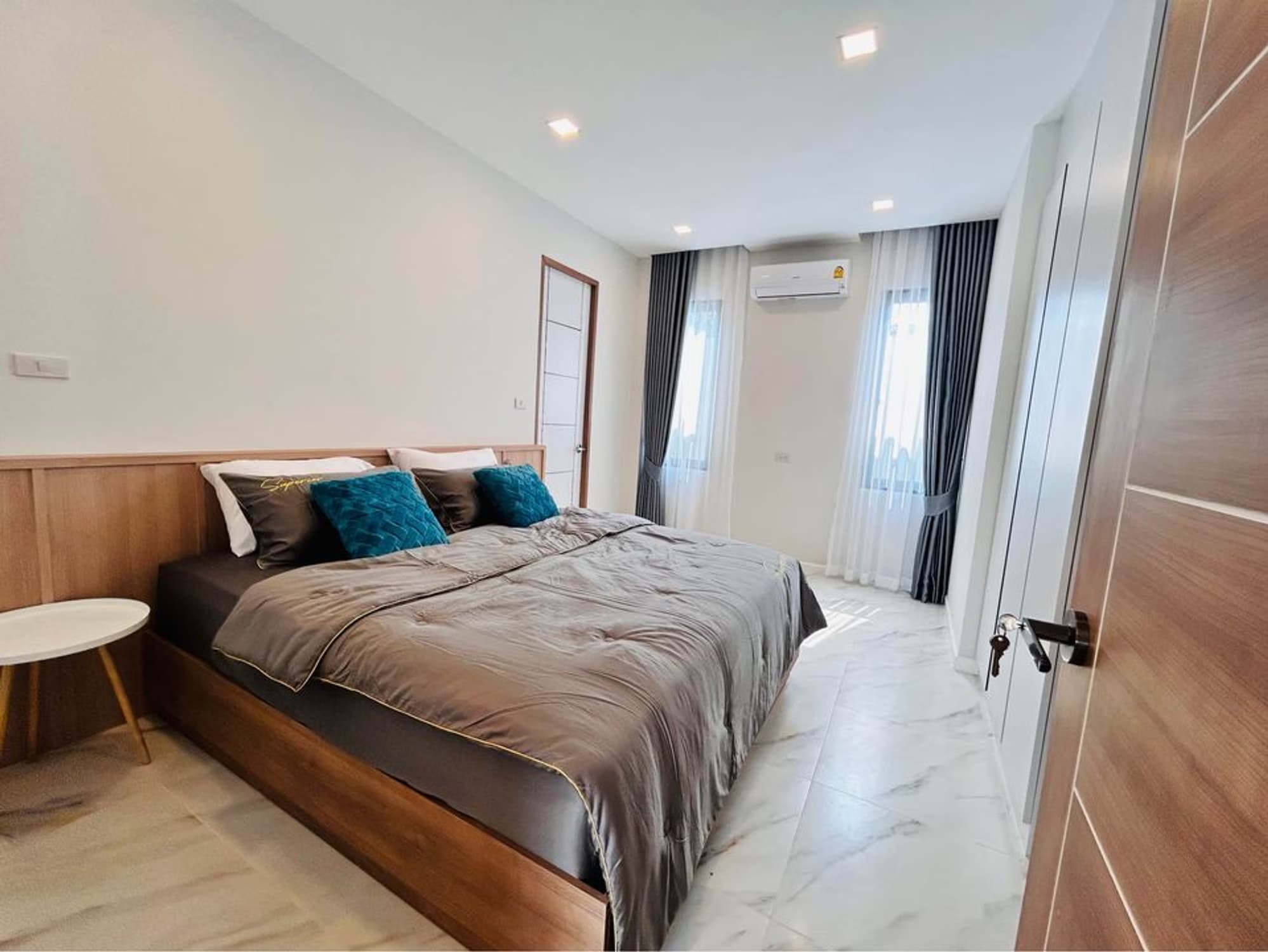 4 Bed House for Rent and Sale in San Sai - Image 13