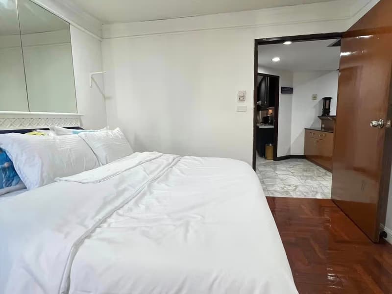 2 Bed Condo for Rent in Ratchathewi
