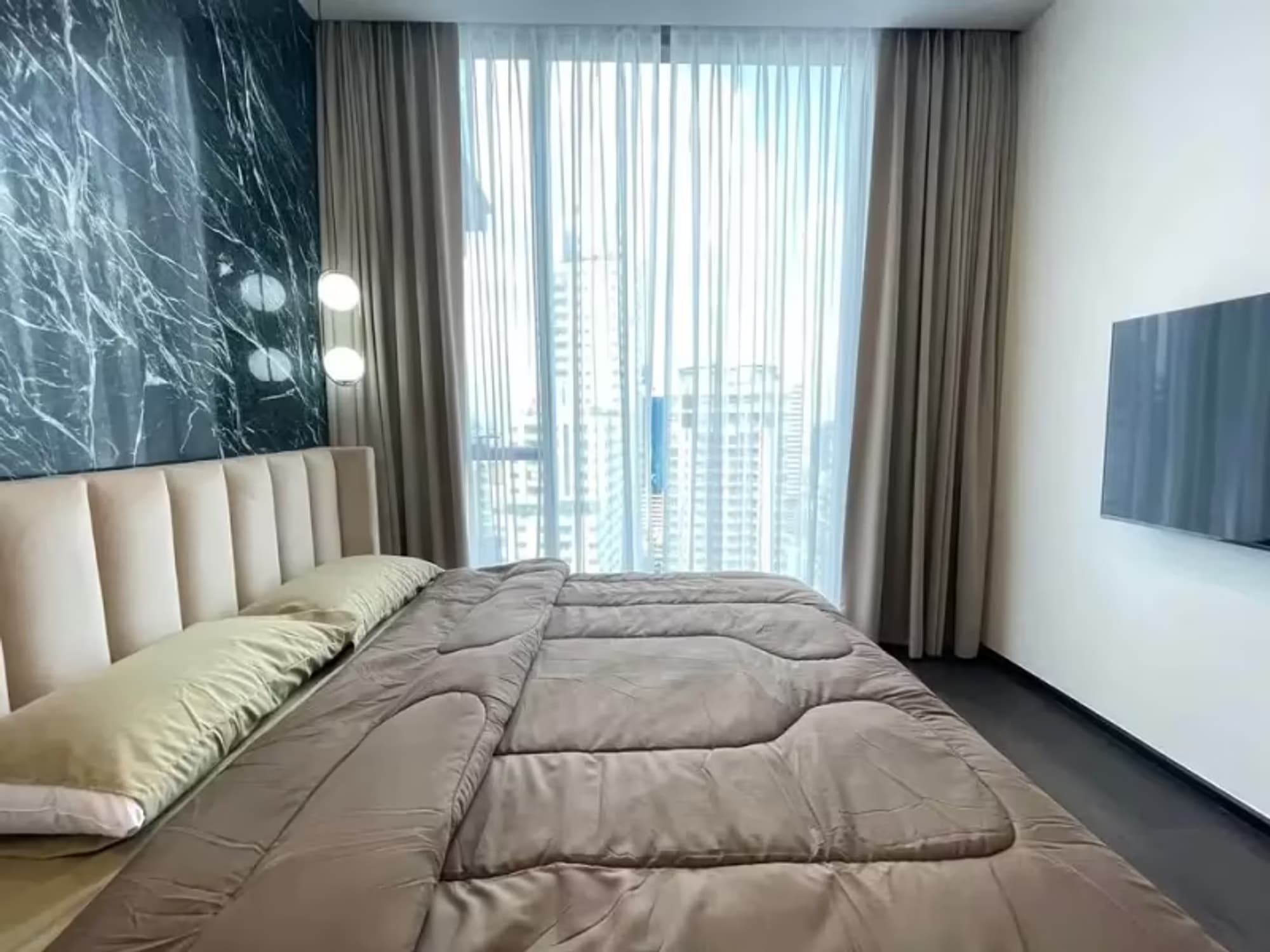 1 Bedroom Condo - Image 2