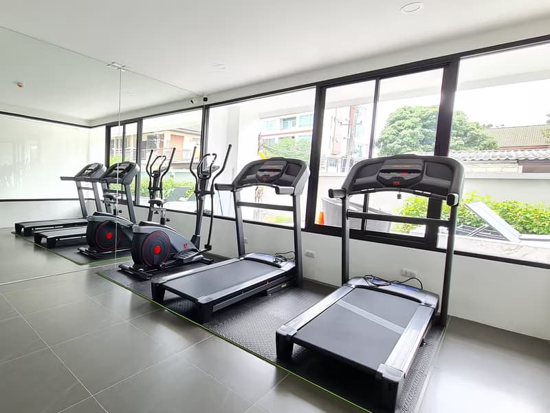 Condo for Rent at The Fore Condo