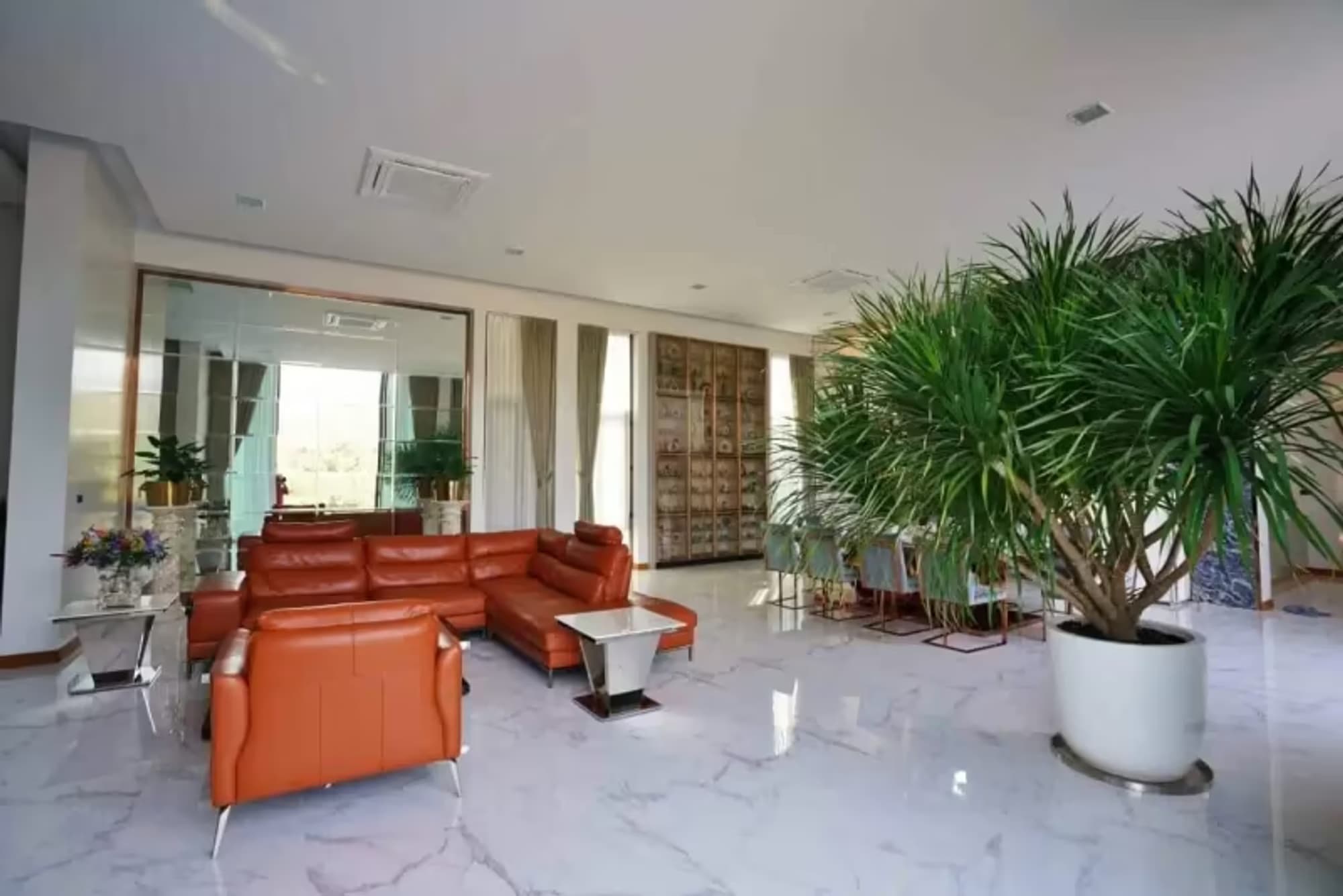 4 Bedroom House - Image 12