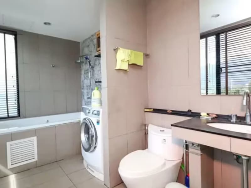 Condo for Sale at The Resort
