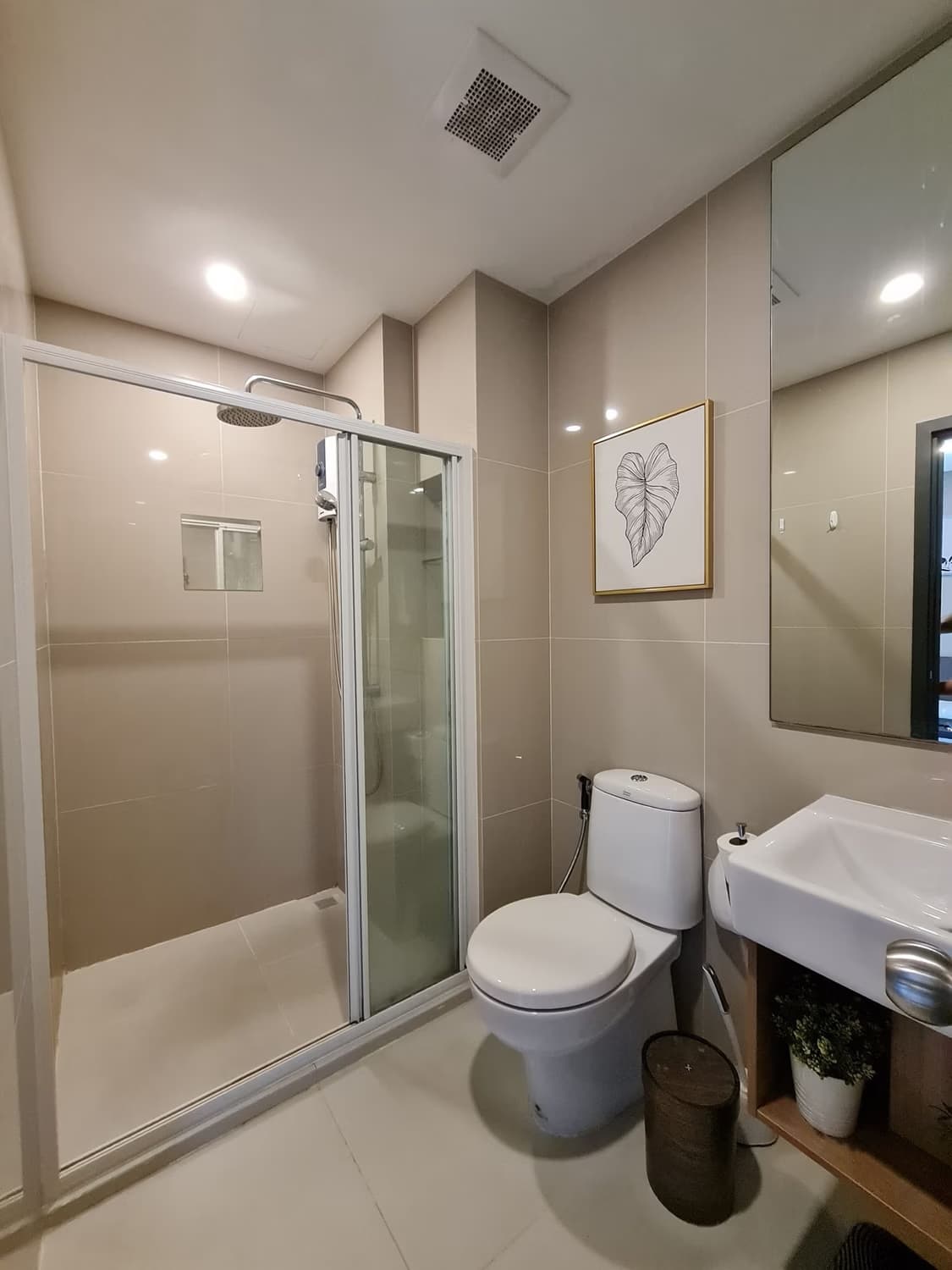 1 Bed Condo for Rent in Bang Na - Image 4