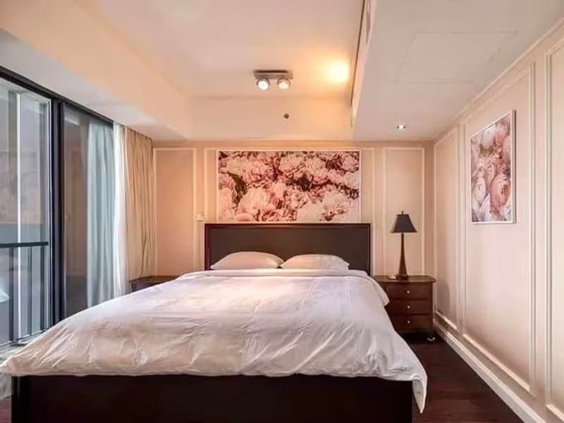Condo for Rent at The Met Condominium