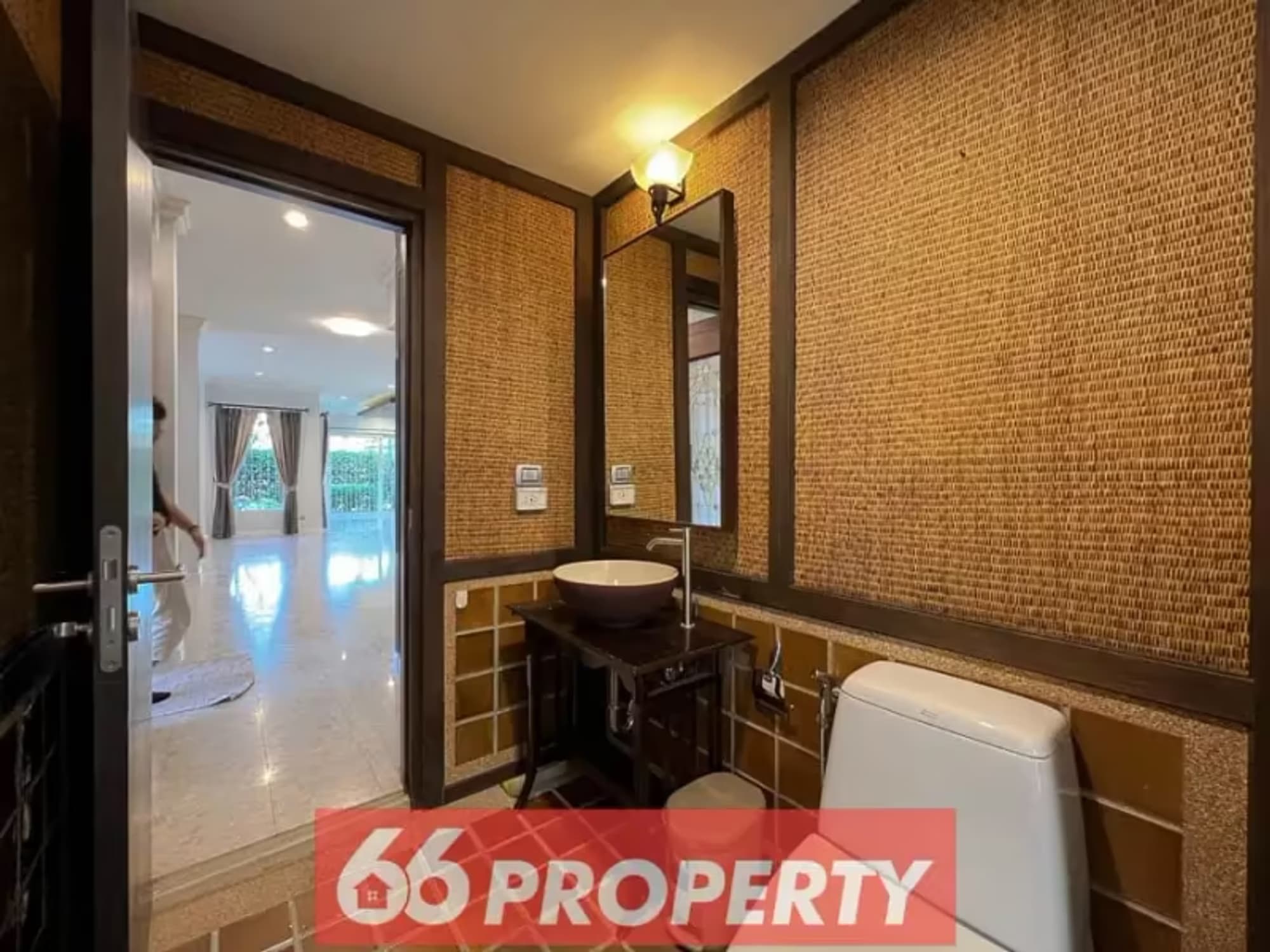 4 Bedroom House - Image 18