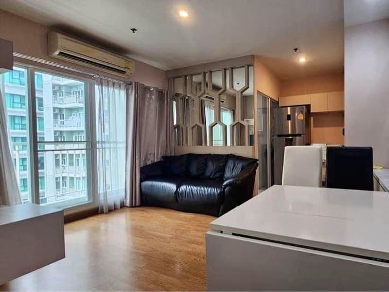2 Bed Condo for Sale in Huai Khwang