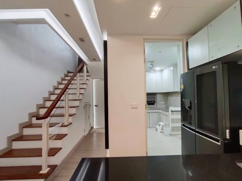 4 Bed House for Rent and Sale in Bang Kapi