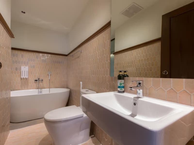 4 Bed Townhouse for Rent in Mueang Chiang Mai District
