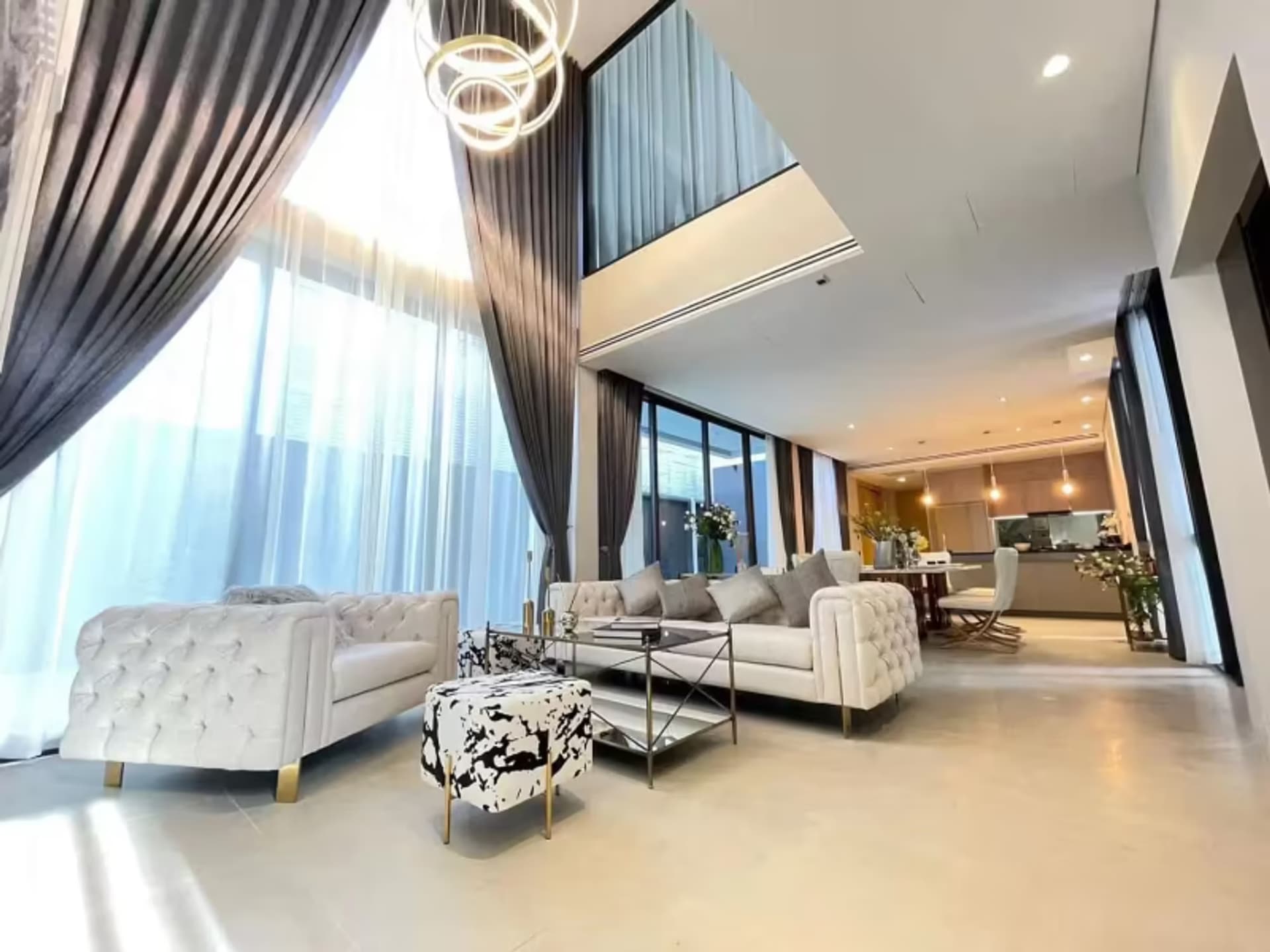 4 Bedroom House - Image 5