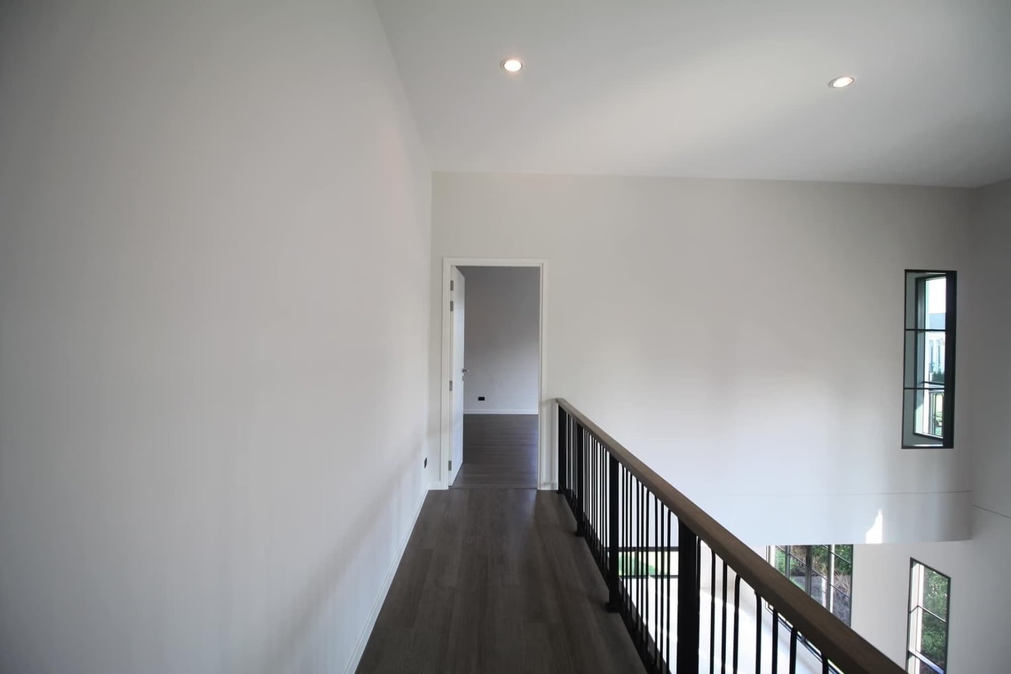 5 Bed House for Rent in Bang Phli District - Image 10