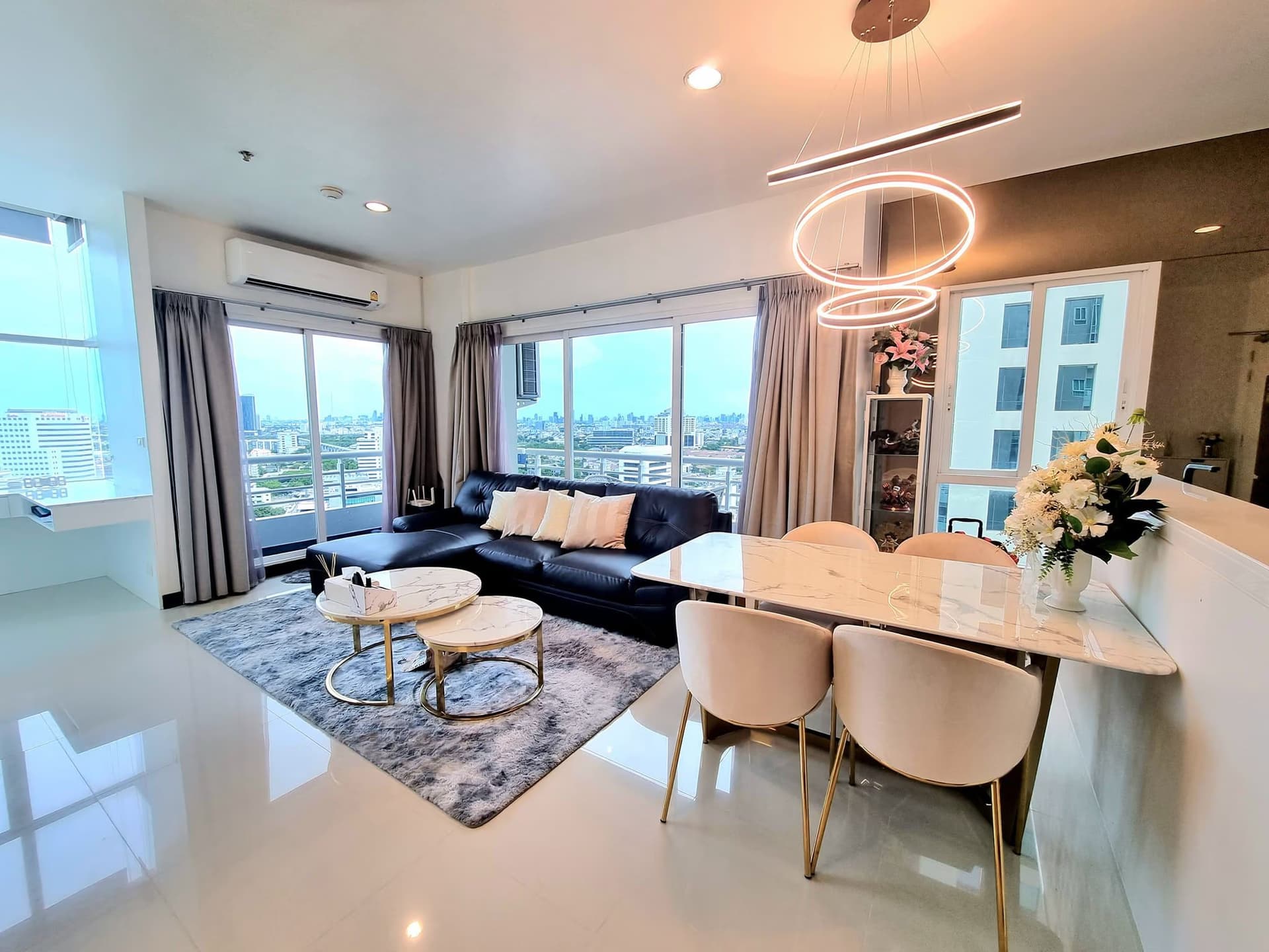 1 Bed Condo for Sale in undefined - Image 1