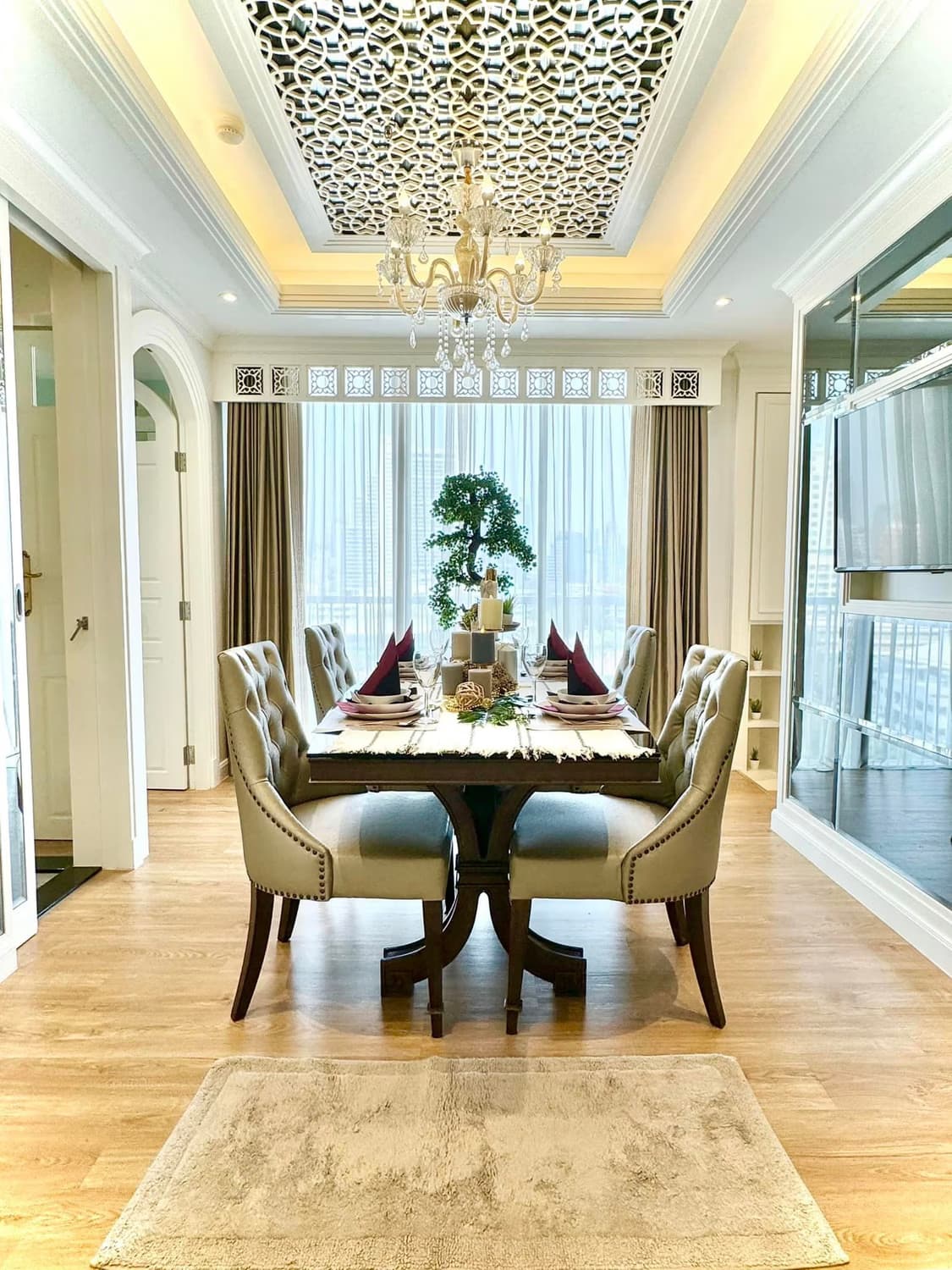 2 Bed Condo for Rent and Sale in Khlong Toei - Image 2