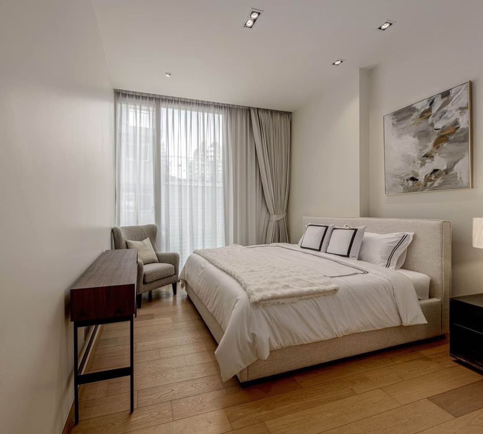 2 Bed Condo for Rent  Near Chit Lom BTS - Image 10