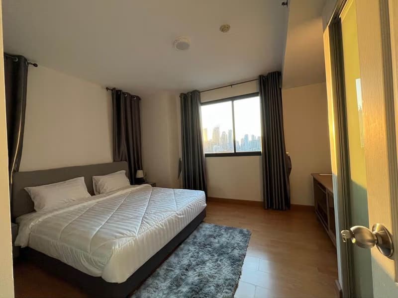 2 Bed Condo for Sale in Watthana