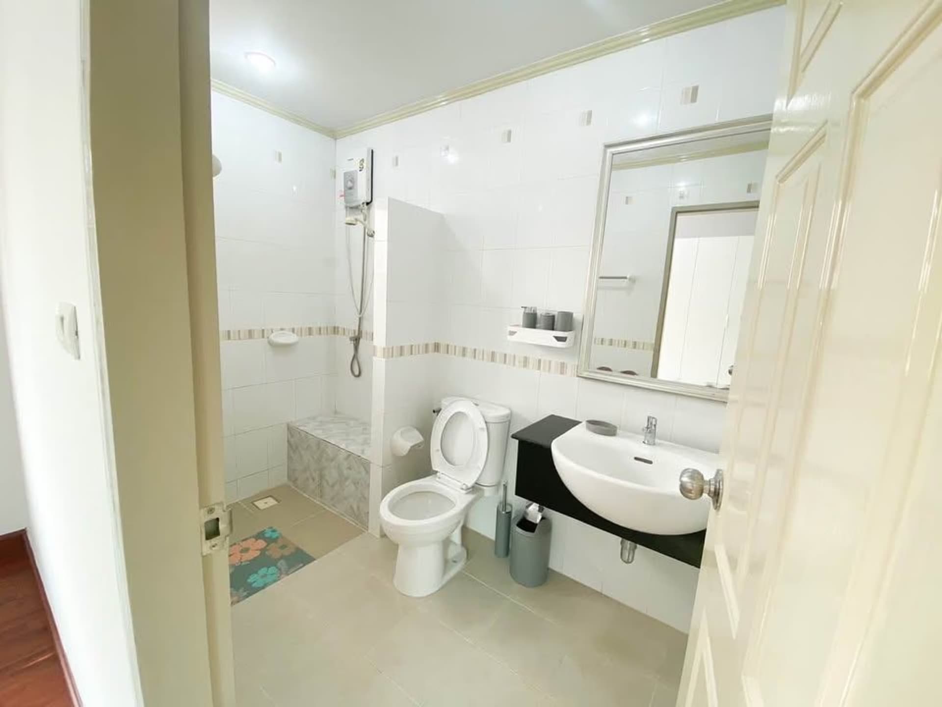 3 Bed House for Rent and Sale in Mueang Chiang Mai - Image 10