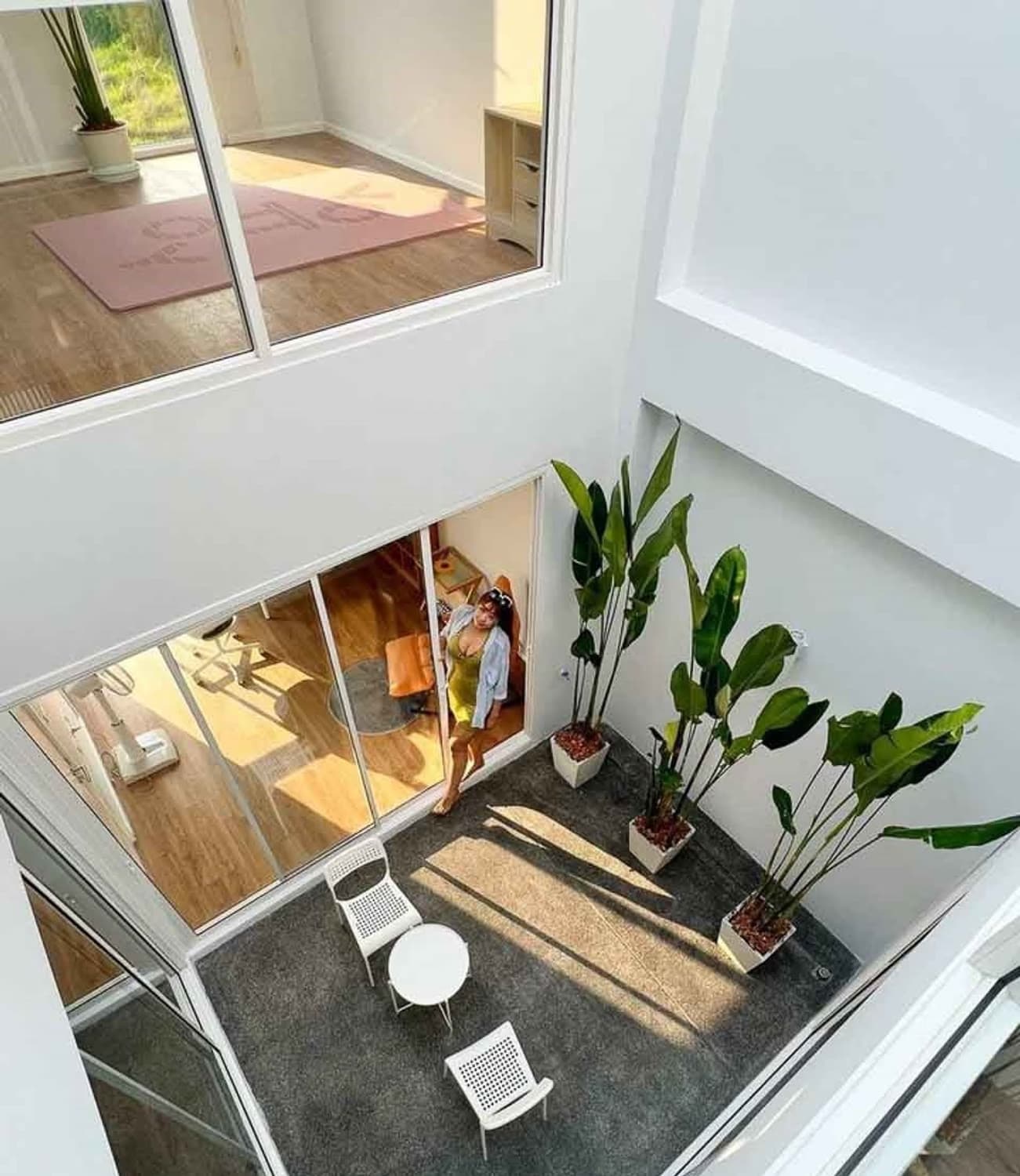  - Image 15