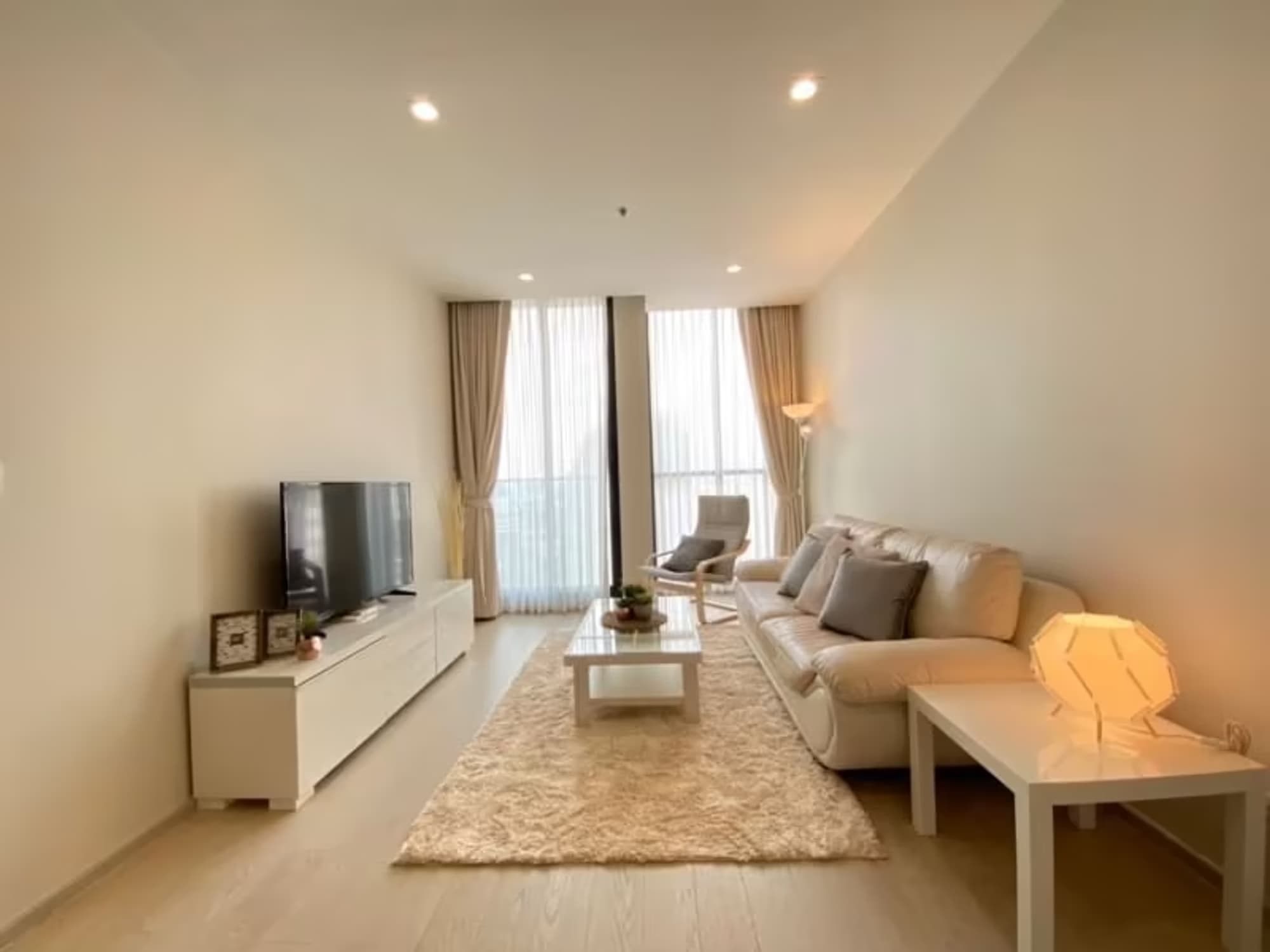 1 Bedroom Condo - Image 4