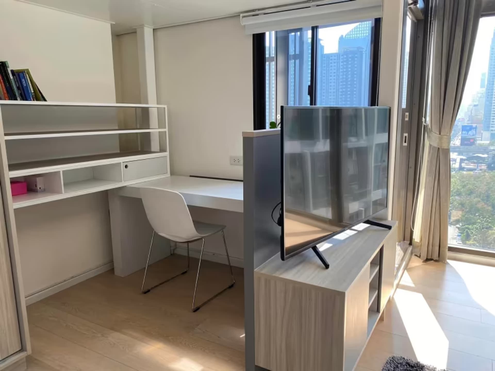  Chewathai Residence Asoke - 1 Bed Condo for Rent *CHEW3272 - Image 8