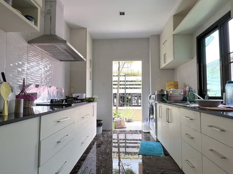 3 Bed House for Rent and Sale in Saraphi