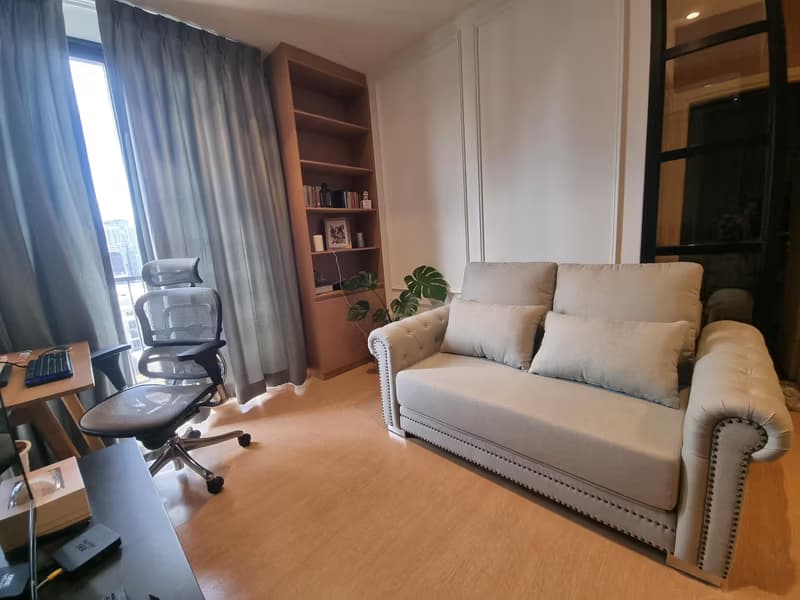 1 Bed Condo for Rent  Near Ekkamai BTS