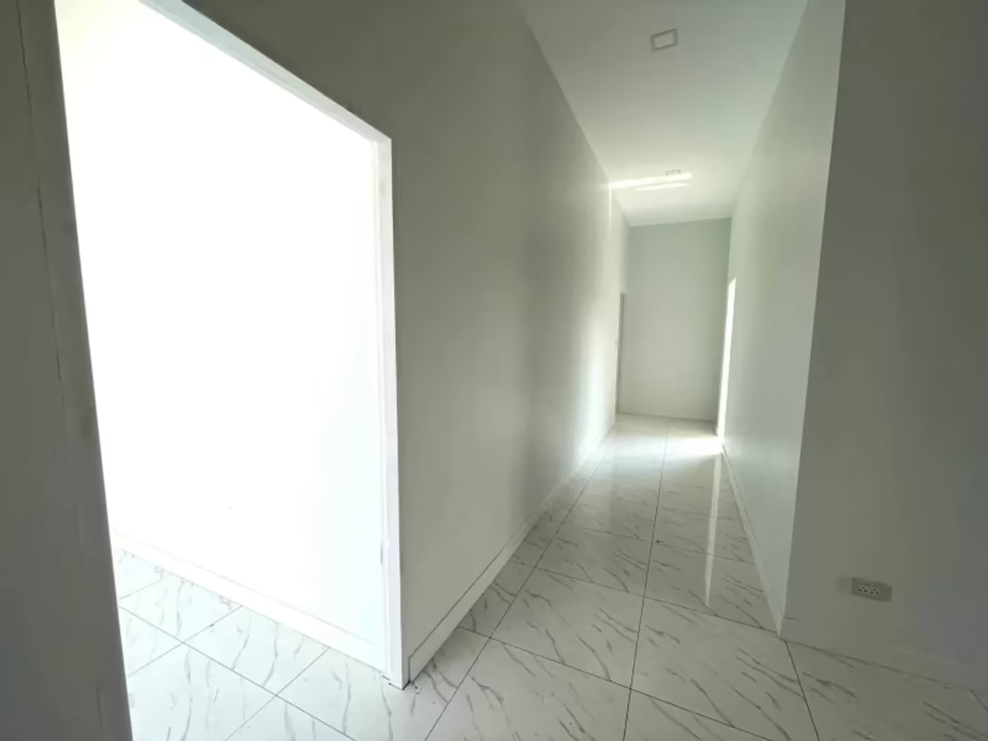 4 Bedroom House - Image 5